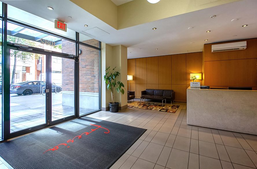 1206 1082 Seymour Street