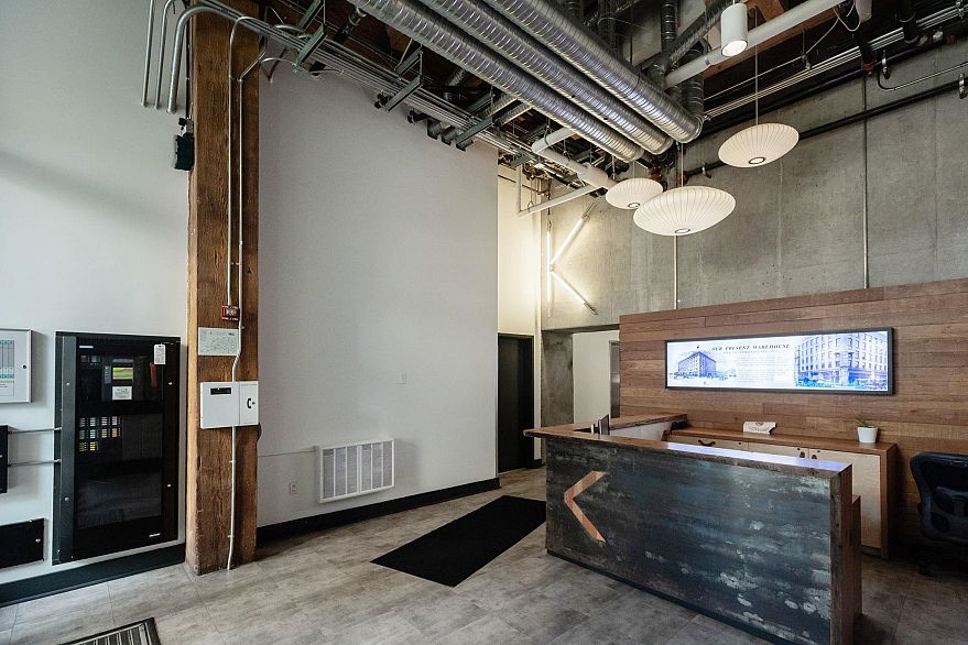 314 55 E Cordova Street