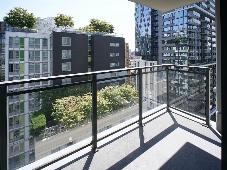 1206 1082 Seymour Street