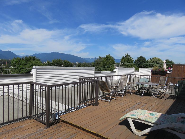 #205 665 E 6th Avenue