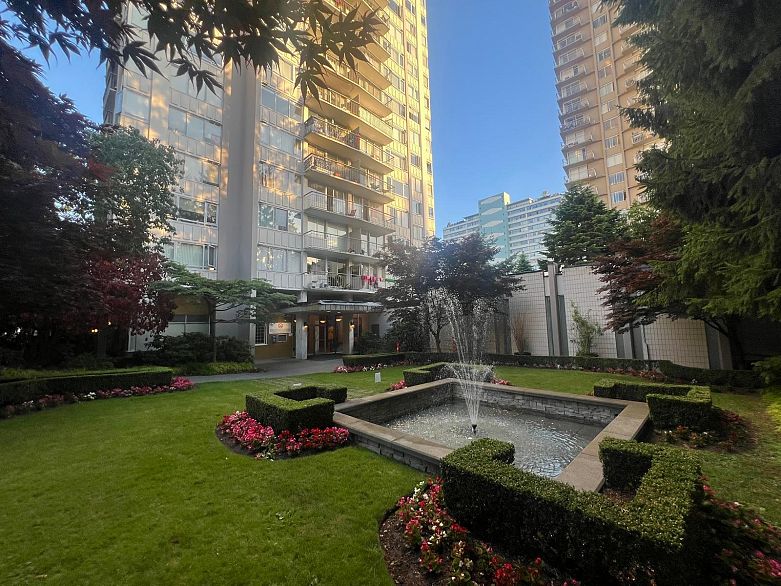 501 1850 Comox Street