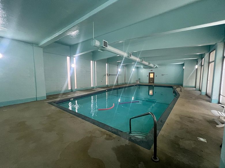 501 1850 Comox Street