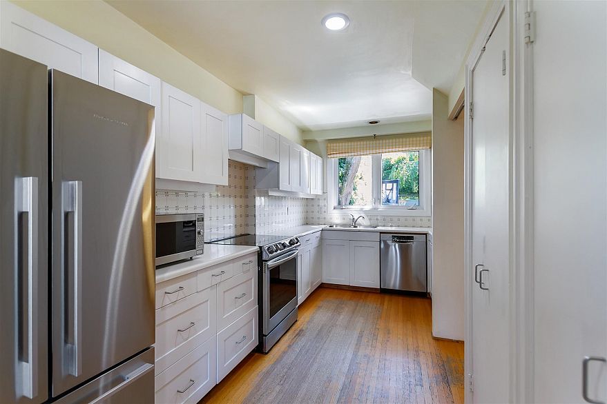 3131 Point Grey Road