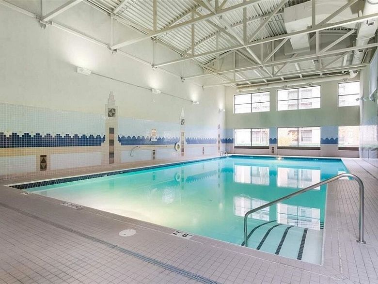 2703 1189 Howe Street