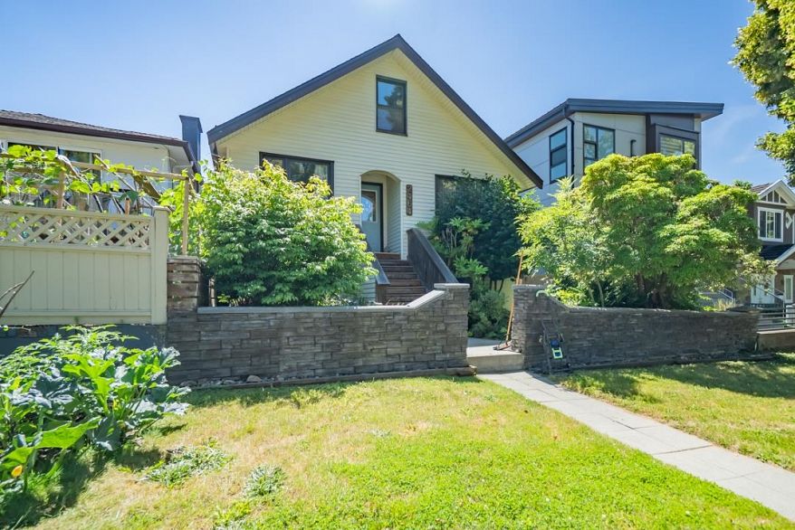 2464 E 19th Avenue