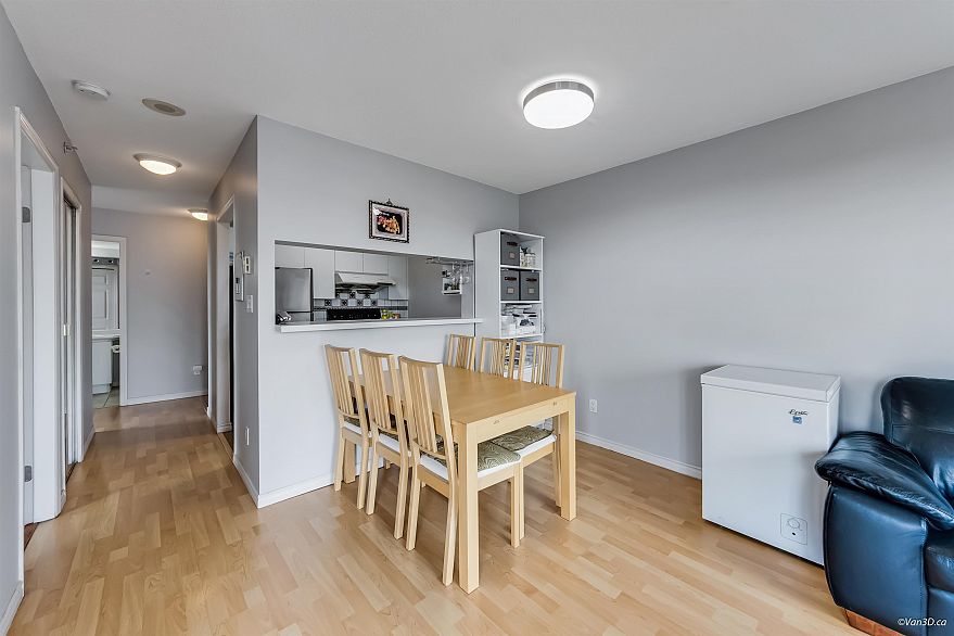 1803 5189 Gaston Street