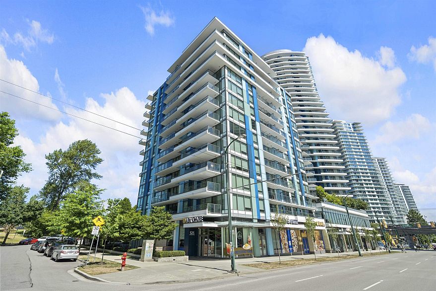 803 8238 Lord Street