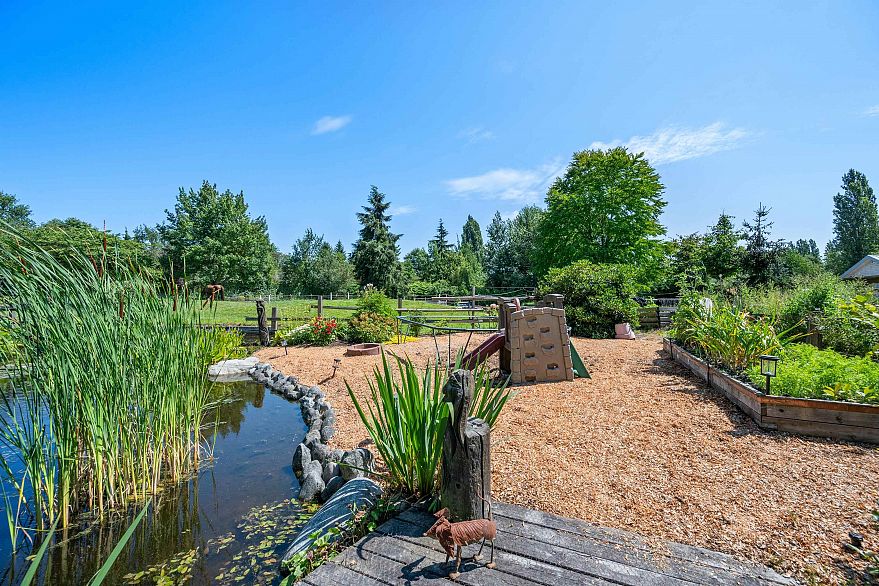 7026 Balaclava Street