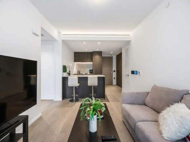 1504 1408 Robson Street