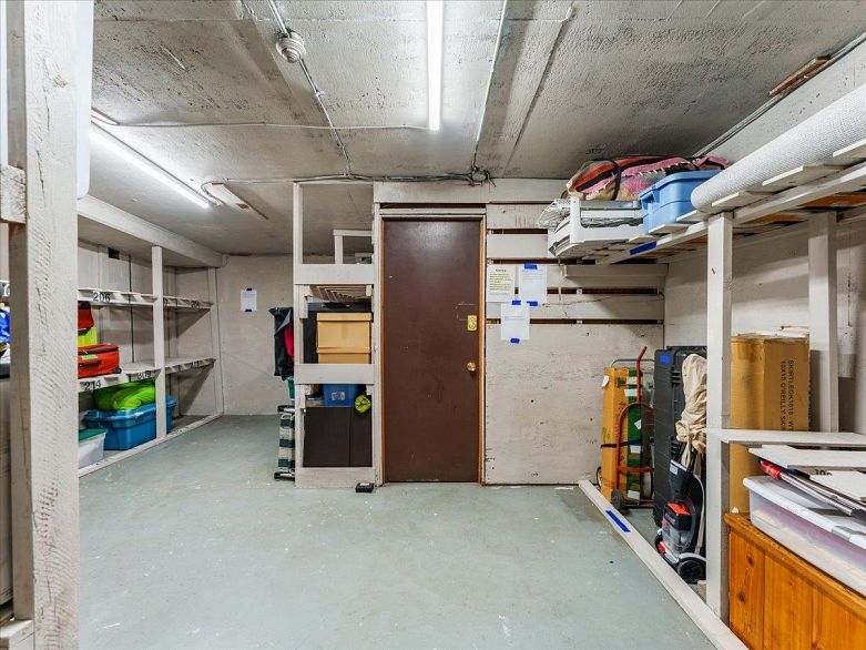 108 3787 W 4th Avenue