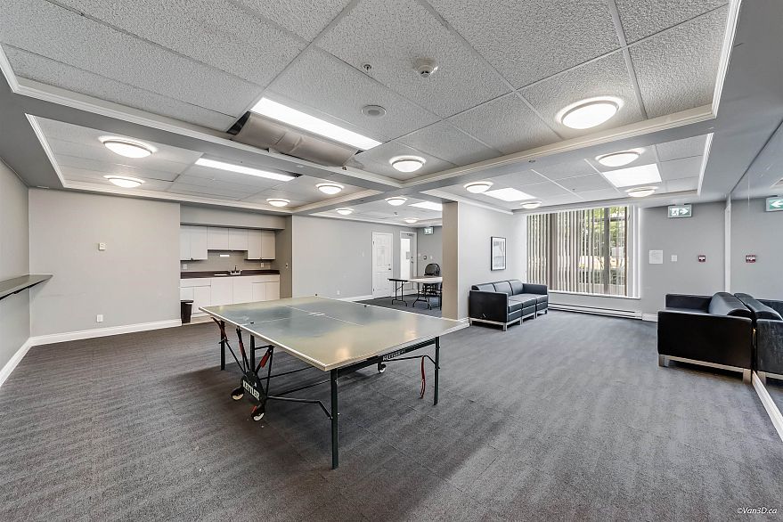 1803 5189 Gaston Street