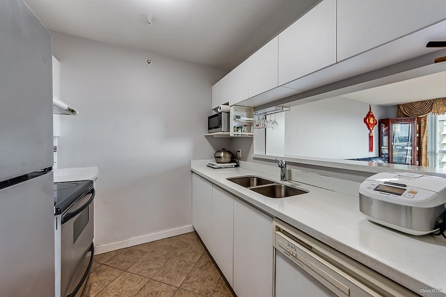 1803 5189 Gaston Street