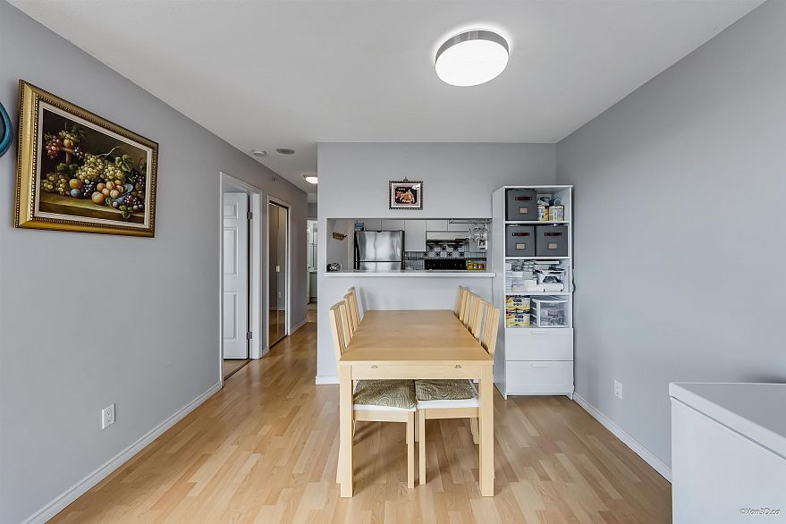 1803 5189 Gaston Street