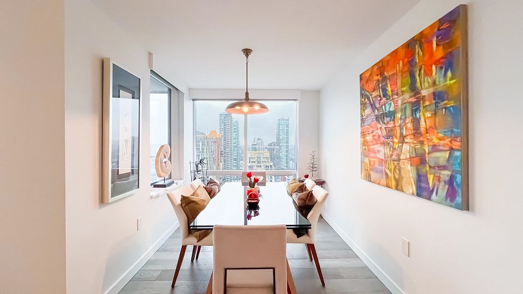 2705 1111 Richards Street