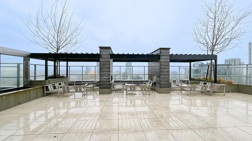 2705 1111 Richards Street