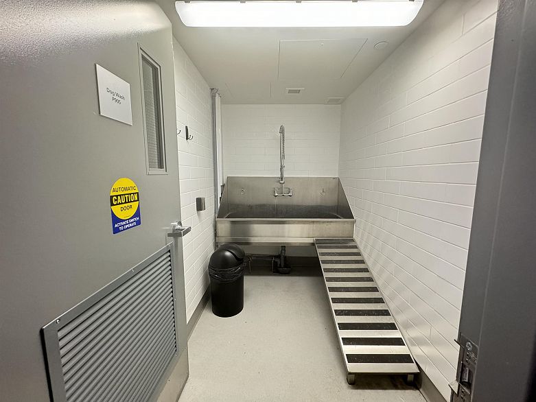 2705 1111 Richards Street