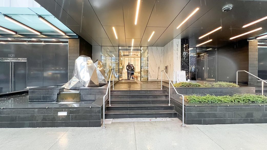 2705 1111 Richards Street