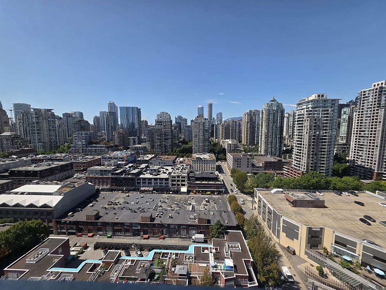 2709 1008 Cambie Street
