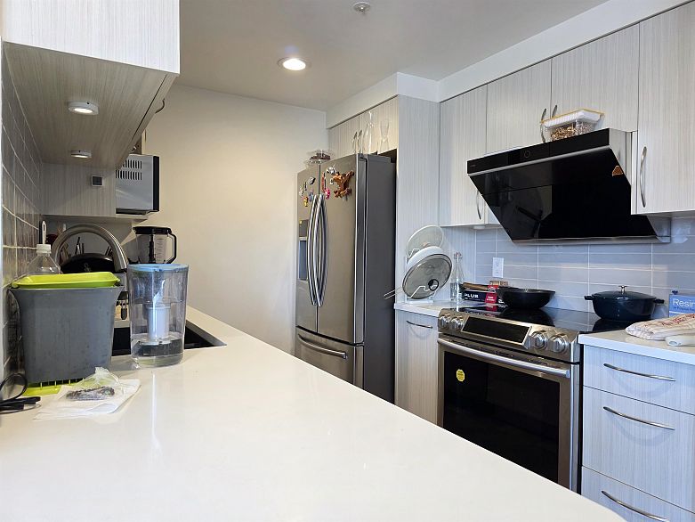 2709 1008 Cambie Street