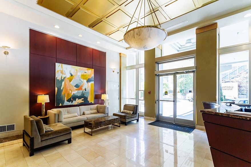 610 1228 Marinaside Crescent