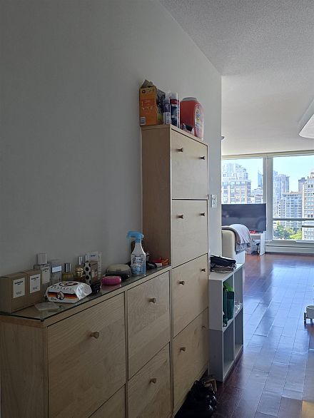 2709 1008 Cambie Street