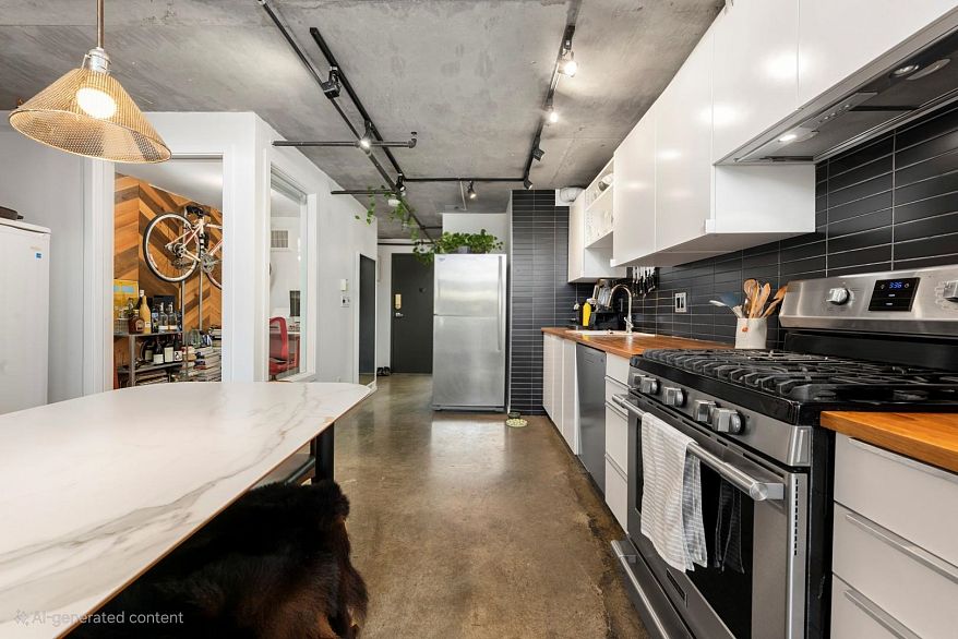 411 289 Alexander Street