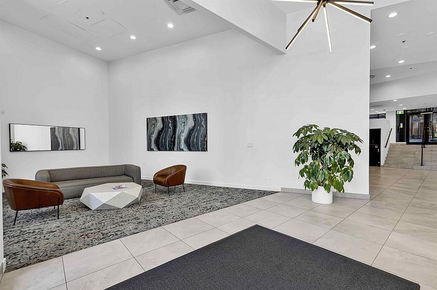 2404 1199 Seymour Street