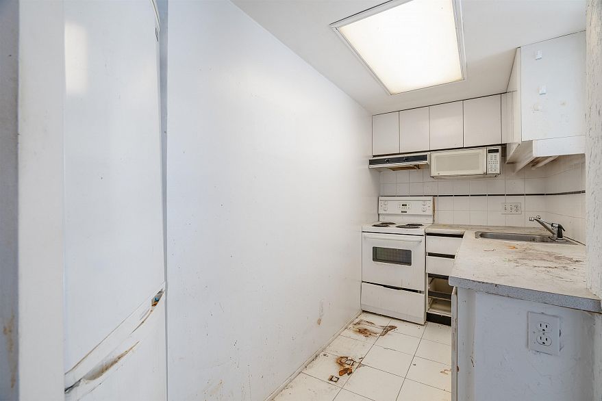 604 1500 Howe Street