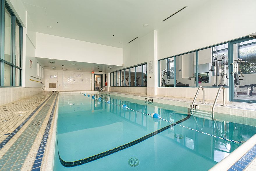 2205 1238 Melville Street