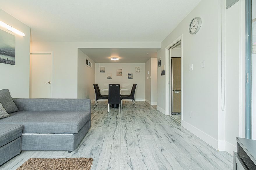 2205 1238 Melville Street