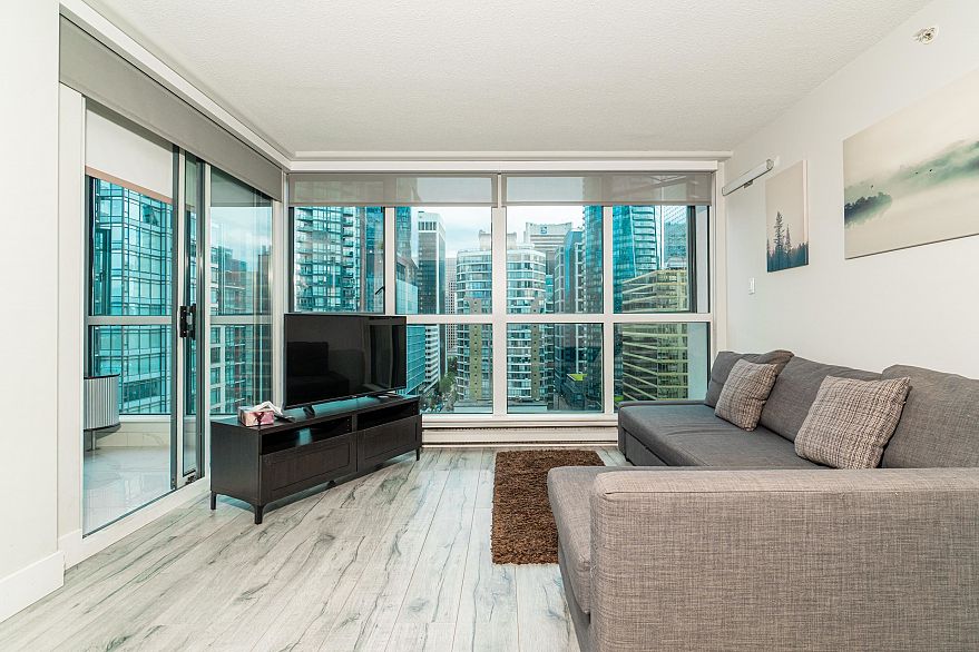 2205 1238 Melville Street