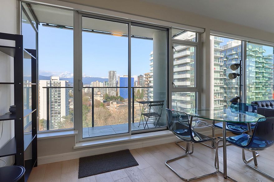 1602 1221 Bidwell Street