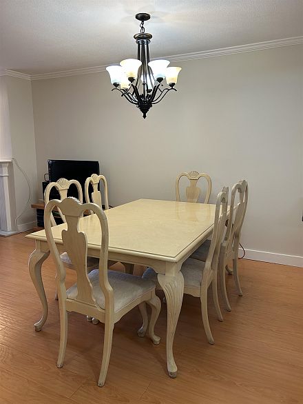 203 1958 E 47th Avenue