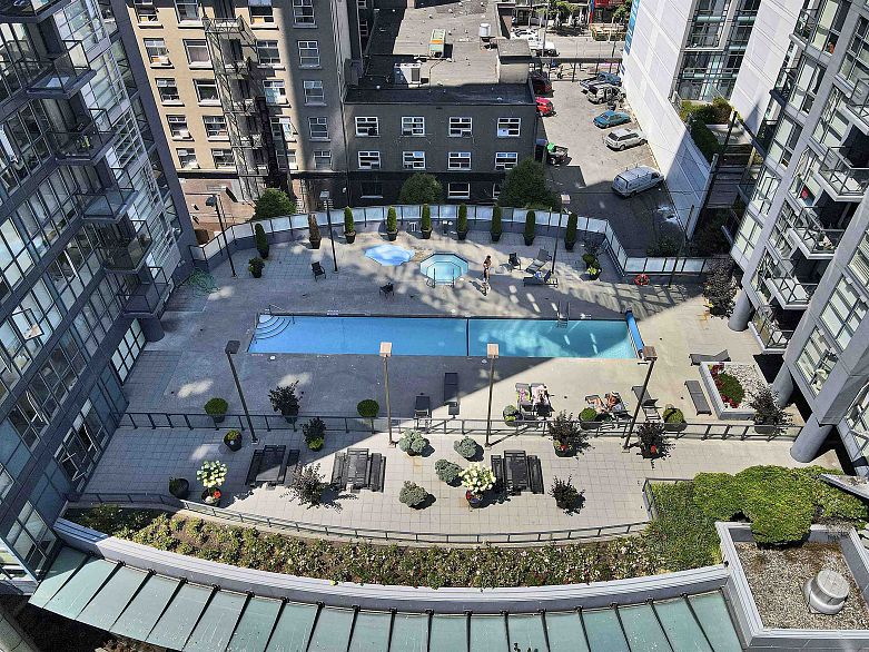 2404 1199 Seymour Street