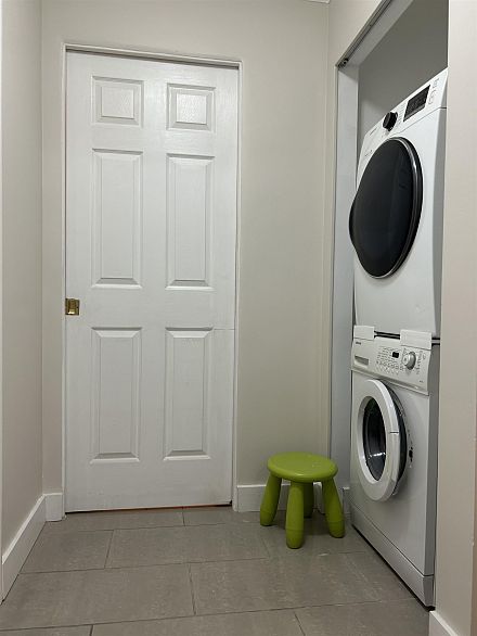 203 1958 E 47th Avenue