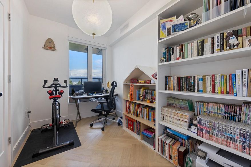 602 4685 Cambie Street