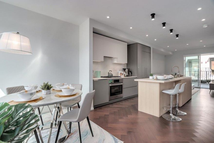 153 785 W 49th Avenue