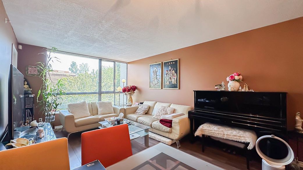 401 3588 Crowley Drive