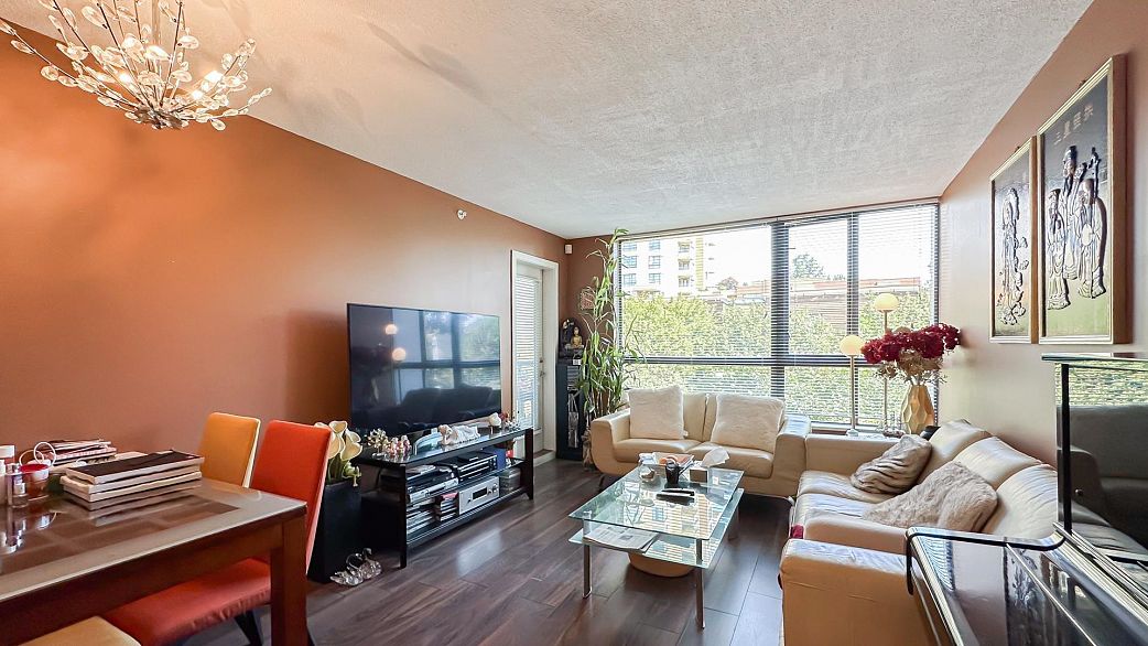 401 3588 Crowley Drive