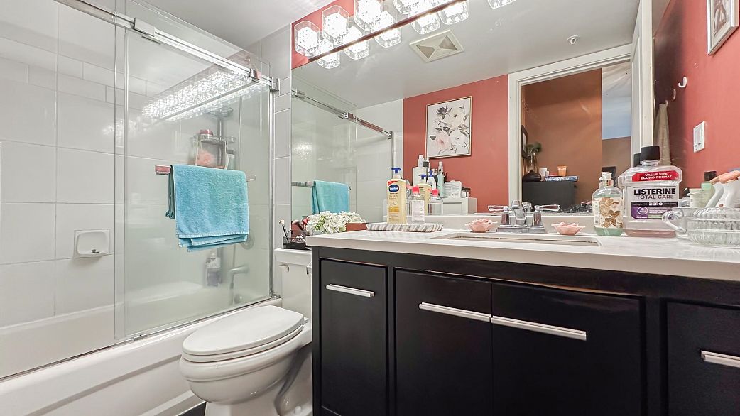 401 3588 Crowley Drive