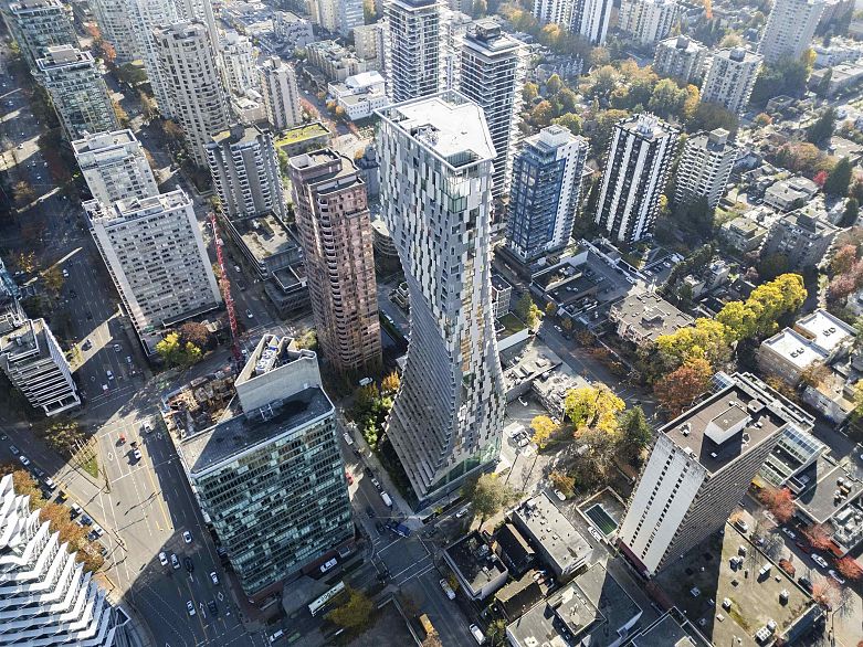 3004 1568 Alberni Street