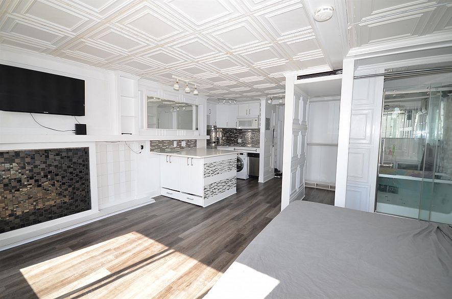 401 1250 Burnaby Street