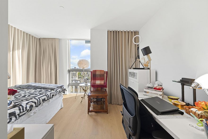 3004 1568 Alberni Street