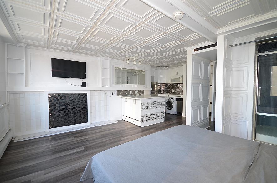 401 1250 Burnaby Street