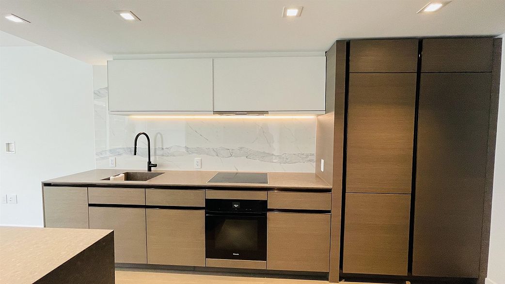 1604 620 Cardero Street