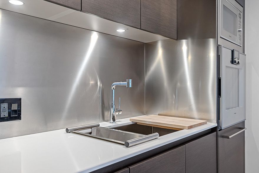 2801 1151 W Georgia Street