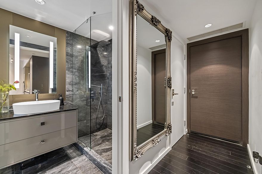 2801 1151 W Georgia Street