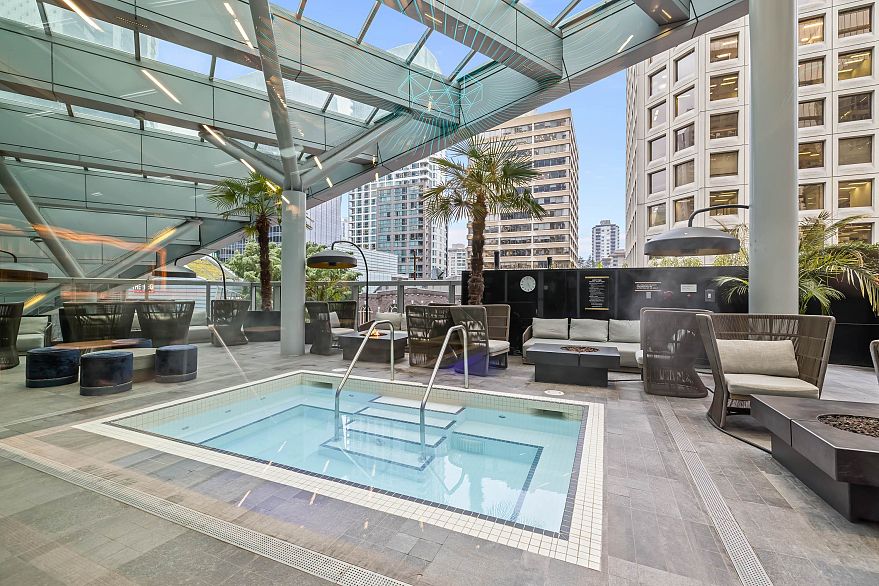 2801 1151 W Georgia Street