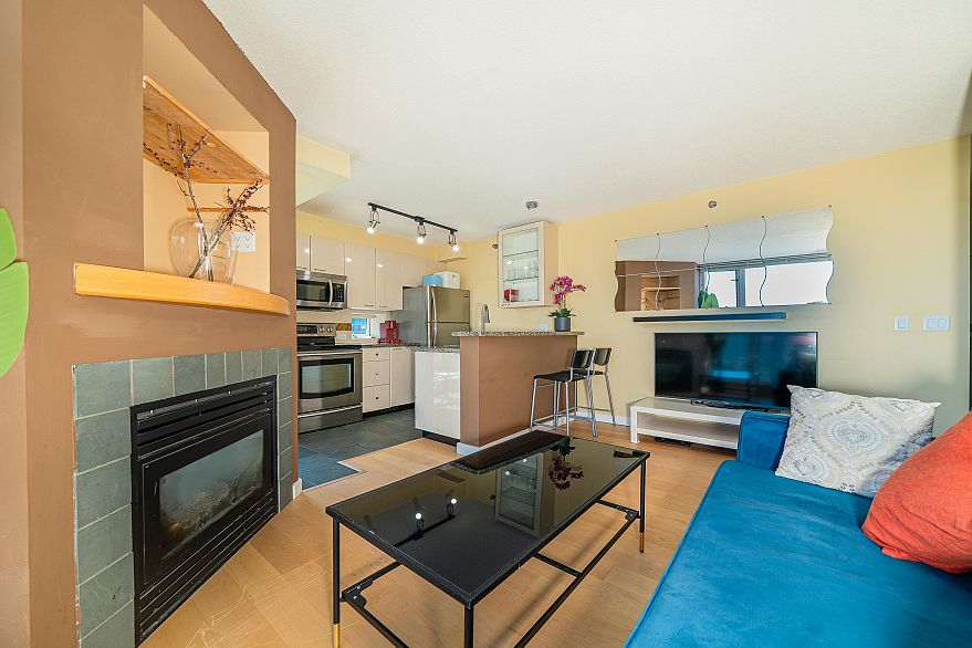 1509 1068 Hornby Street