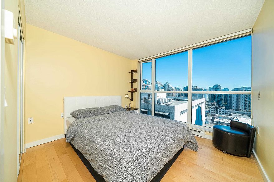 1509 1068 Hornby Street